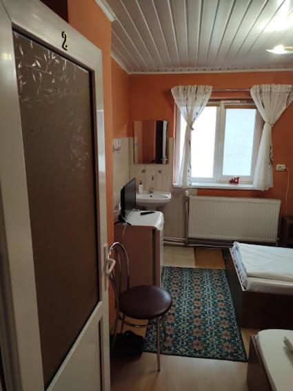 Casa Didina Fosta Pensiune Casa Didina Bacău Eksteriør bilde