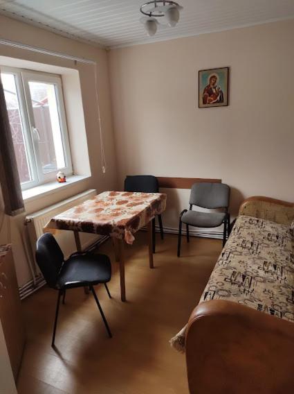 Casa Didina Fosta Pensiune Casa Didina Bacău Eksteriør bilde