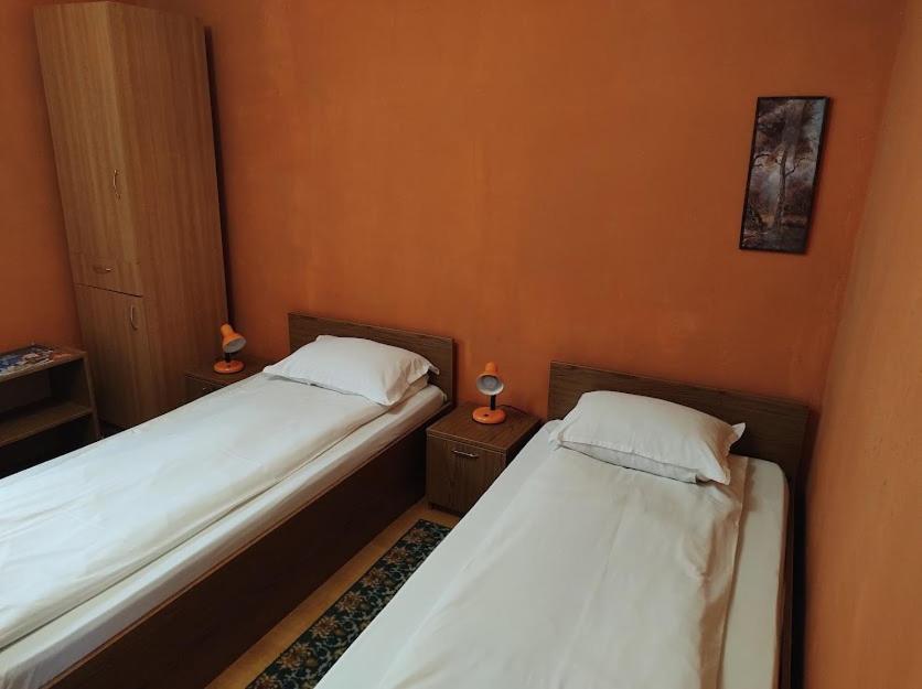 Casa Didina Fosta Pensiune Casa Didina Bacău Eksteriør bilde